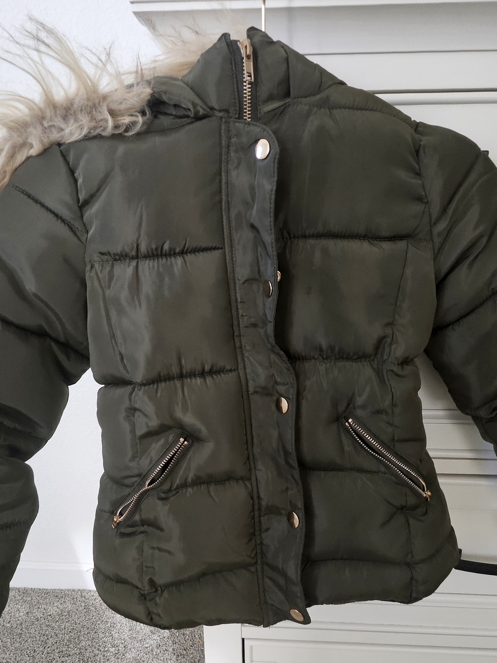 Olive Green Puffer Jacket Faux Fur Hood Gold Zip Winter Coat